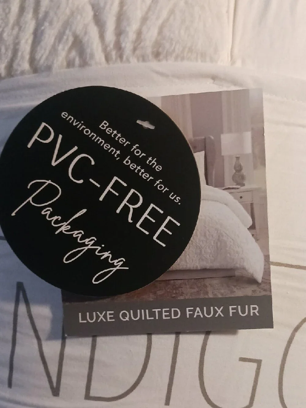 Indigo Loft White Faux Fur Queen 3 Pce. Lux Comforter Set Elegant Design Pattern